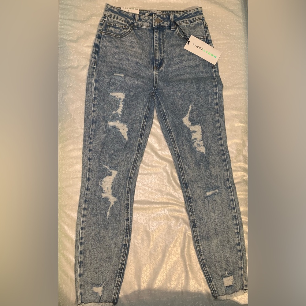 Hi-Rise “Mom Jean” in light blue wash.